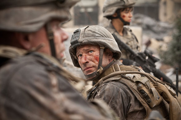 Aaron Eckhart stars in Columbia Pictures Battle: Los Angeles. (Richard Cartwright/Courtesy Columbia Pictures/MCT)