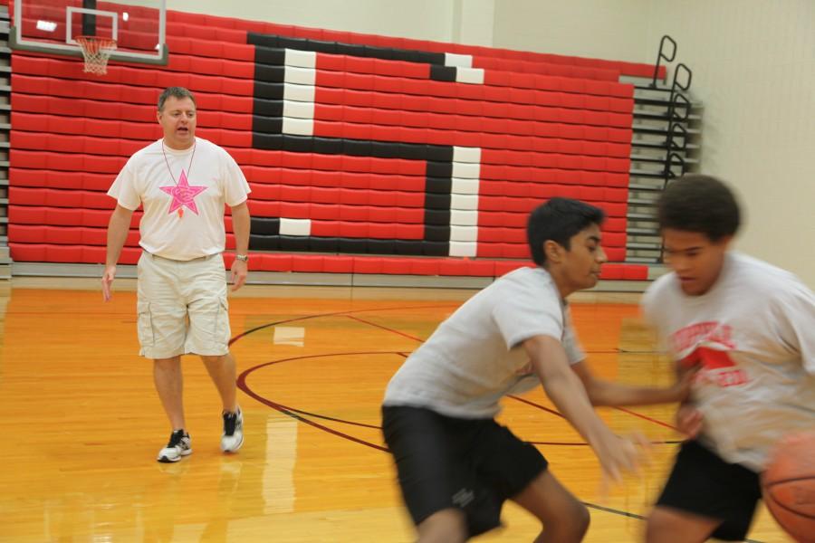 Pehl takes a shot at Coppell basketball
