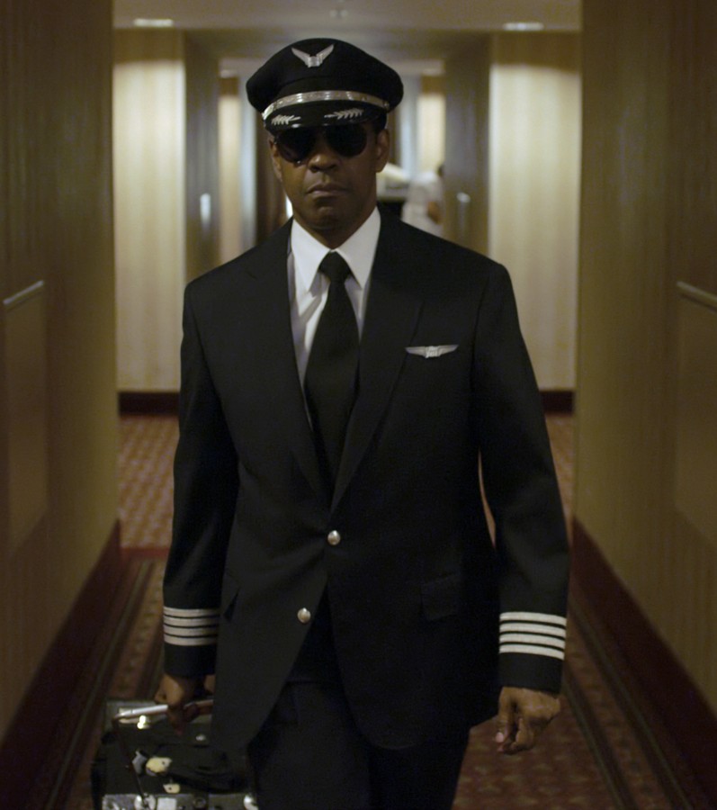 Denzel+Washington+stars+in+Flight.+%28Paramount+Pictures%2FMCT%29