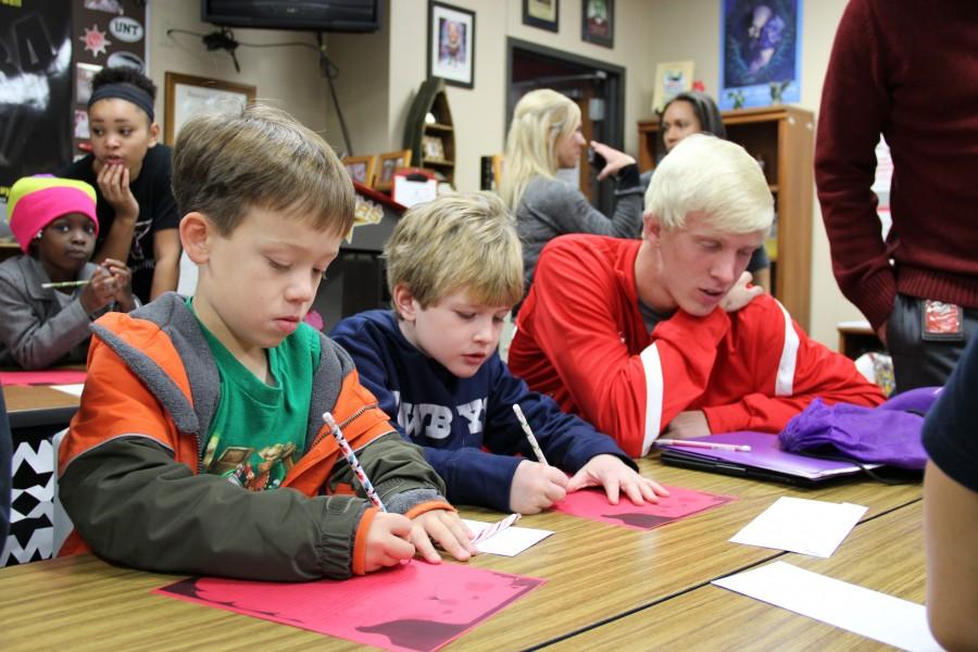 Photo Gallery: Cottonwood Creek Elementary students write letters to Santa