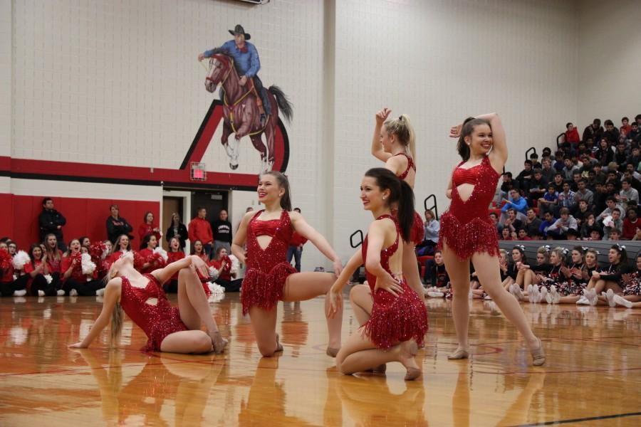 Photo Gallery: Spring pep rally becomes battle of the sexes