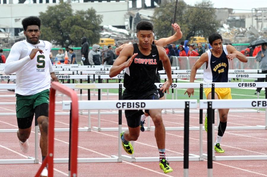 Coppell+track+teams+race+to+regionals