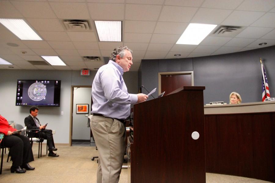 Coppell resident Ron Hanson address the Coppell ISD Board of Trustees on Nov. 17 at the Vonita White Administration Building regarding CISD’s grievance process and the high school football program. Photo by Jennifer Su.