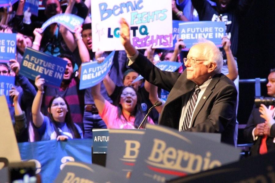 Sanders draws large audience to small venue, anticipates Tuesday election