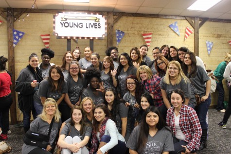 The moms and volunteers of the Lewisville-Flower Mound YoungLives attend Girl’s Night Out. Girl’s Night Out, which happens twice each year, is a fun night where all divisions of the North Texas Region YoungLives join together for fellowship.