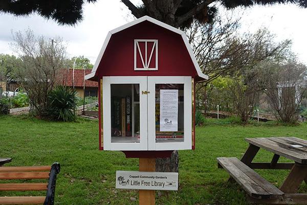 A Tale of Two Libraries: Hudson, Tindall set up “little free libraries in Coppell