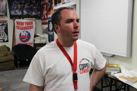 English IV teacher Bill Visco, shares his views on talking about politics in class. Photo by Alexandra Dalton.