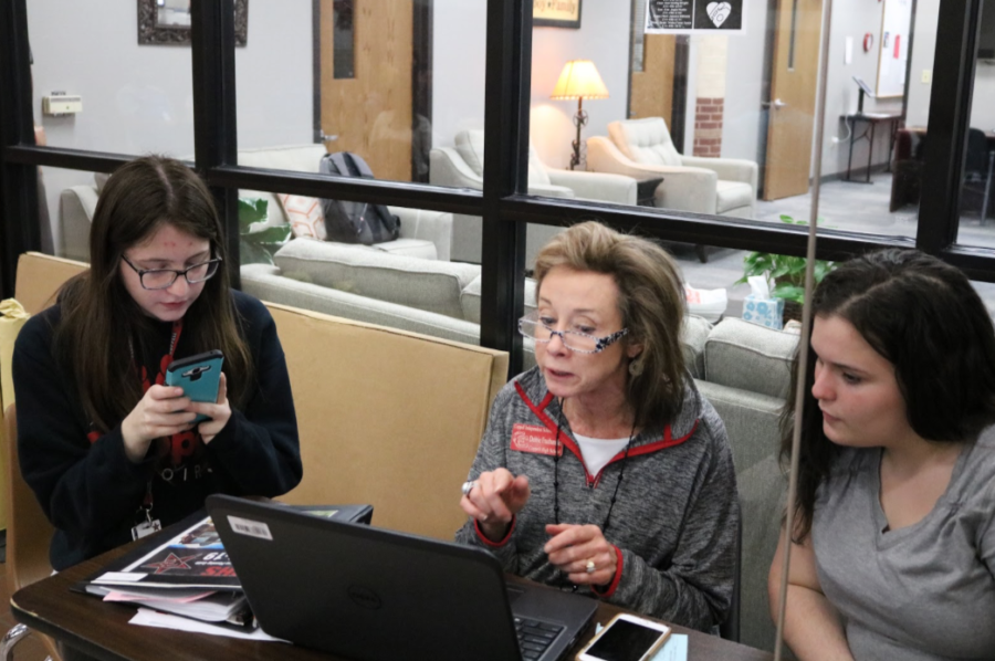 Monday is the last day to submit course requests online at Coppell High School. For the first time, the process will be done digitally through the home access center. 