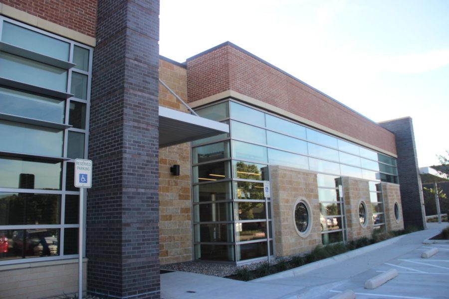 The Coppell Cozby Library and Community Commons reopened in October 2016 after renovations and is located at 177 N Heartz Road. Best of Coppell is a collection of The Sidekick staff’s favorite local food and entertainment restaurants. 