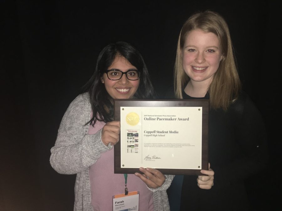 Former Sidekick Editor-in-Chief Meara Isenberg and current Sidekick C0-Student Life Editor Farah Merchant hold up the 2017 NSPA  Online Pacemaker Award given to Coppell Student Media in the spring convention in Seattle. This was Coppell Student Media’s first Pacemaker award. Isenberg was a mentor for Merchant during her second year on staff.