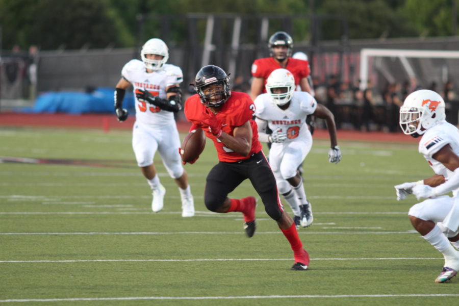 Coppell senior Jonathan McGill recently committed to play to college football at SMU. McGill has grown to be one of the Cowboy’s most prominent defensive backs on the field and a dreaded threat for the offense. 