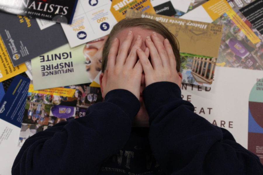 The stress of applying to college has increased in recent years with the expense of tuition and the competitiveness of admissions. The Sidekick executive editorial page editor Claire Clements thinks seniors should spend more time enjoying senior year instead of fretting about the future. 
