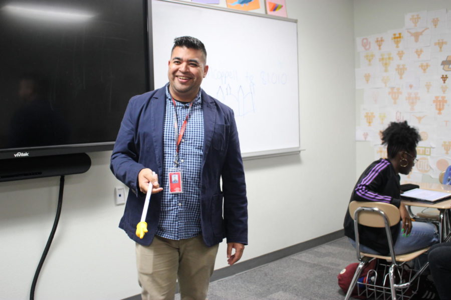 Coppell High School Spanish teacher Señor Becerra leads a classroom discussion regarding Spanish literature with his third period AP Spanish V class. Becerra is a new teacher at CHS and is in charge of the National Spanish Honors Society.