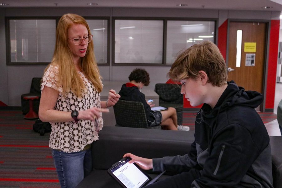 CHS9 GT/Honors English teacher Summer Ward gives feedback to freshman Matthew McCann during her fourth period English I Honors class. Ward is CHS9’s Teacher of the Year for the 2019-20 school year due to her exceptional ability to build relationships with both teachers and students.