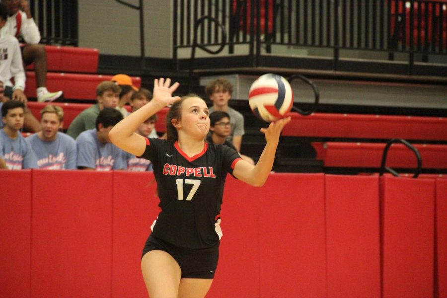 Coppell+sophomore+setter+Taylor+Young+serves+against+Grapevine+on+Oct.+10%2C+2019.+The+Cowgirls+will+play+Frisco+Lone+Star%2C+Keller+Central%2C+Sachse+and+Frisco+Reedy+at+the+CHS+Arena+this+weekend.+%0A