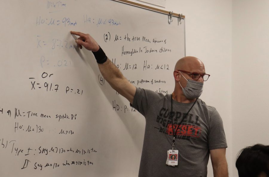 Coppell High School AP statistics teacher Don Kemp teaches P-values during third period on Monday. Kemp has taught at CHS for 17 years and has been named The Sidekick’s Teacher of the Issue for February. 