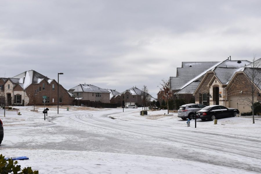 Snow covers the streets of the Parkside community of Irving on Feb. 3. Coppell ISD is adding five minutes to the Coppell High School, CHS9, New Tech @ Coppell and Victory Place @ Coppell schedules to make up for the instructional minutes lost after the Feb. 3-4 school closure.