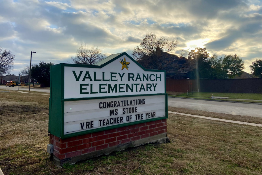 Valley+Ranch+Elementary+opened+in+1996+as+the+first+CISD+school+to+open+in+the+Valley+Ranch+area.+The+master-planned+development+of+Valley+Ranch+is+located+in+Irving+southeast+of+Coppell+and+is+home+to+many+of+the+CISD+families.+Photo+by+Kayla+Nguyen.