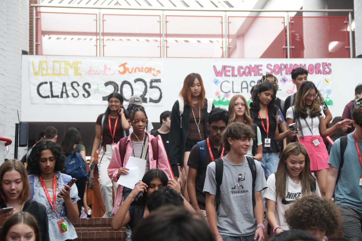 Students fill Coppell High School’s main hallway during third passing period. Tuesday marked Coppell ISD’s first day of the 2023-24 school year.