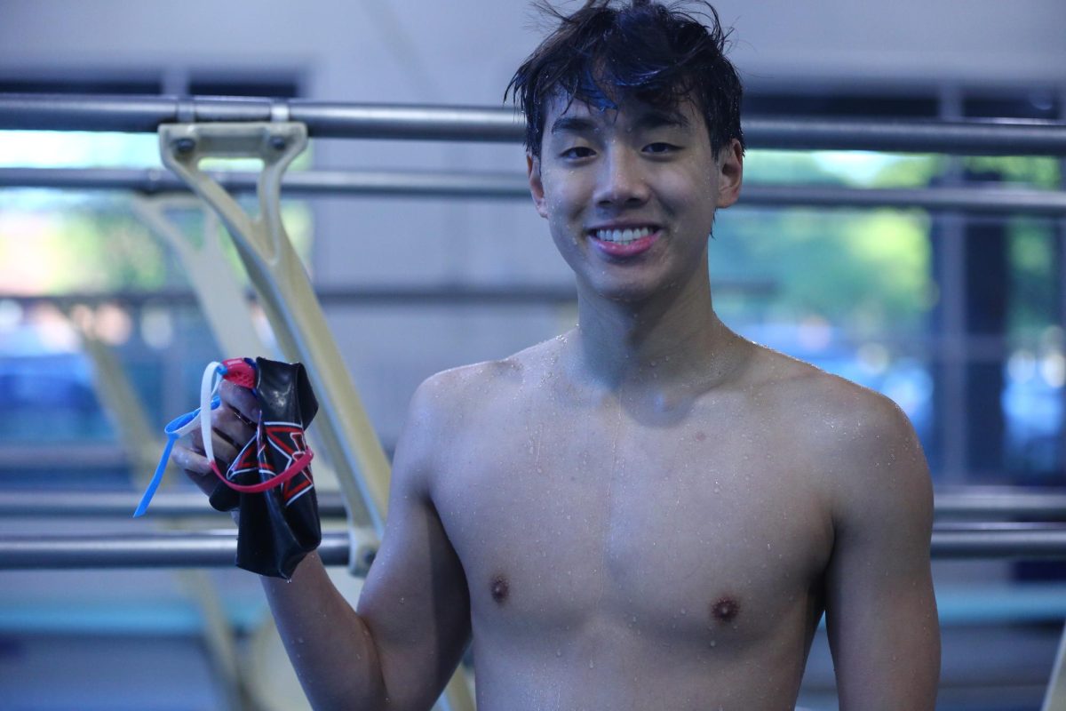 Coppell+swim+senior+Sean+Li+leads+Coppell+swim+as+team+captain.+Li+takes+on+New+York+University+as+a+business+major+and+looks+to+continue+swimming+in+college.