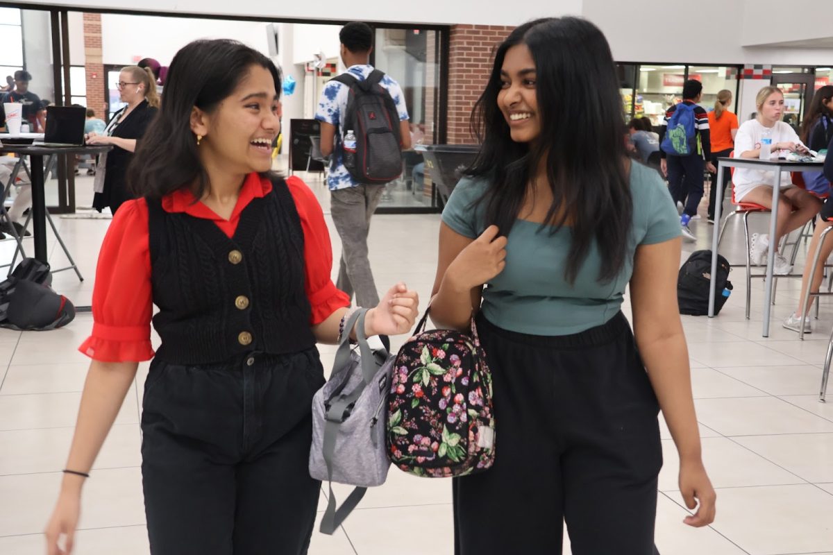 The Sidekick staff writer Anvita Bondada walks to lunch with features editor Anushree De, which is a daily ritual for the two. Bondada considers De a role model to her. 