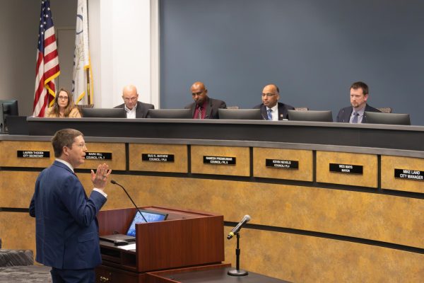 At Tuesday's Coppell City Council meeting, Sandy Lake neighborhood community members gathered to discuss the changes to the development plan near the community. The development plan includes a 14,480-square feet commercial center and patio area on the south side of Sandy Lake Road and west of Denton Tap Road.